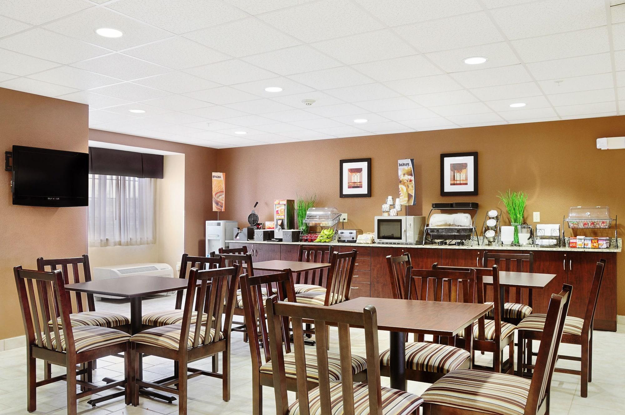 Microtel Inn & Suites By Wyndham Austin Airport Екстер'єр фото